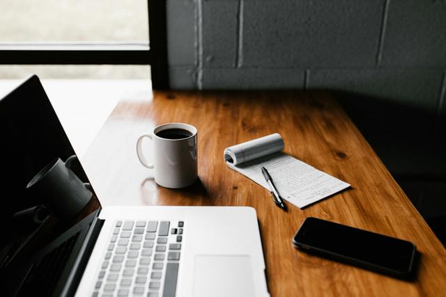 Visualisasi Interaksi Pertama Remote Work